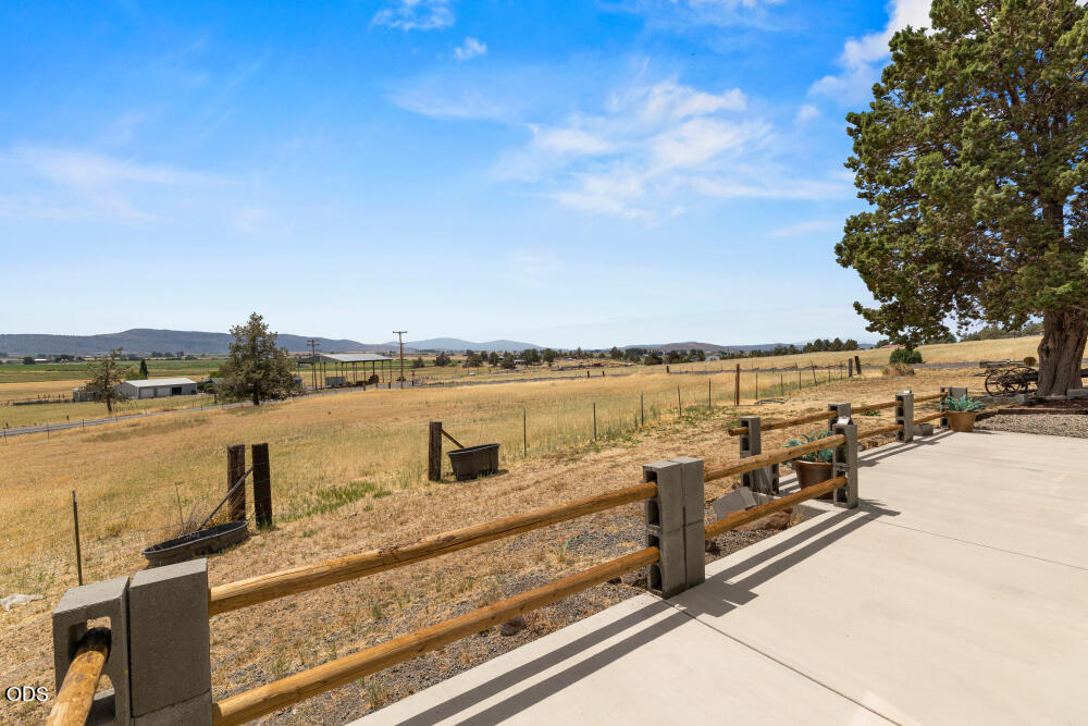 11453 Hill Road Klamath Falls, OR 97603 - Photo 53 of 75 Gallery Image 53