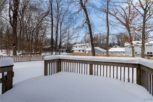 $2,350 | 57 Beechwood Road, New Hartford, NY 13413
