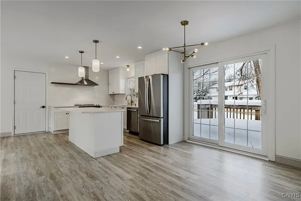 $2,350 | 57 Beechwood Road, New Hartford, NY 13413
