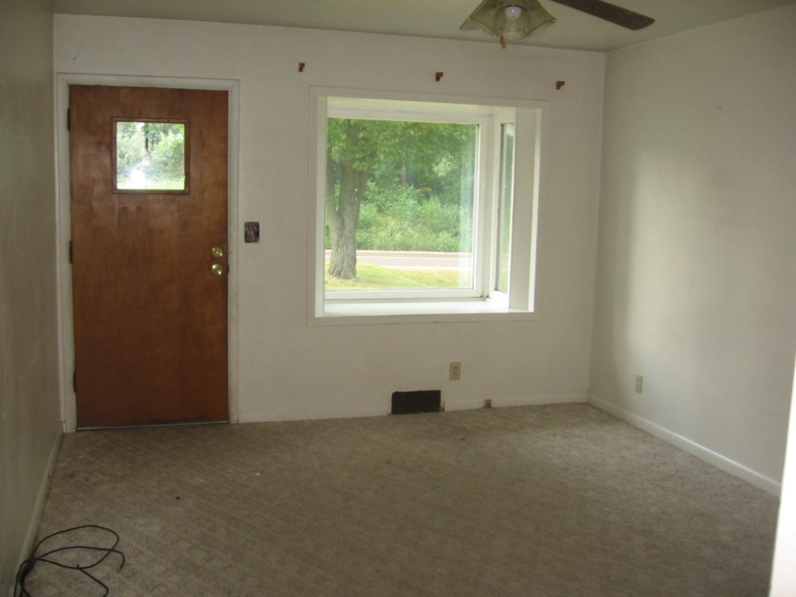 4420 Halbert Road Battle Creek, MI 49017 - Photo 5 of 9 4420 E Halbert015