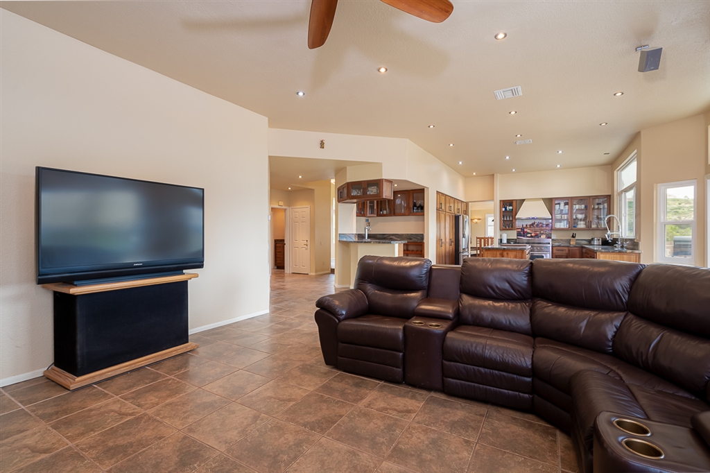 3613 Hidden Ridge Road Jamul, CA 91935 - Photo 8 of 22