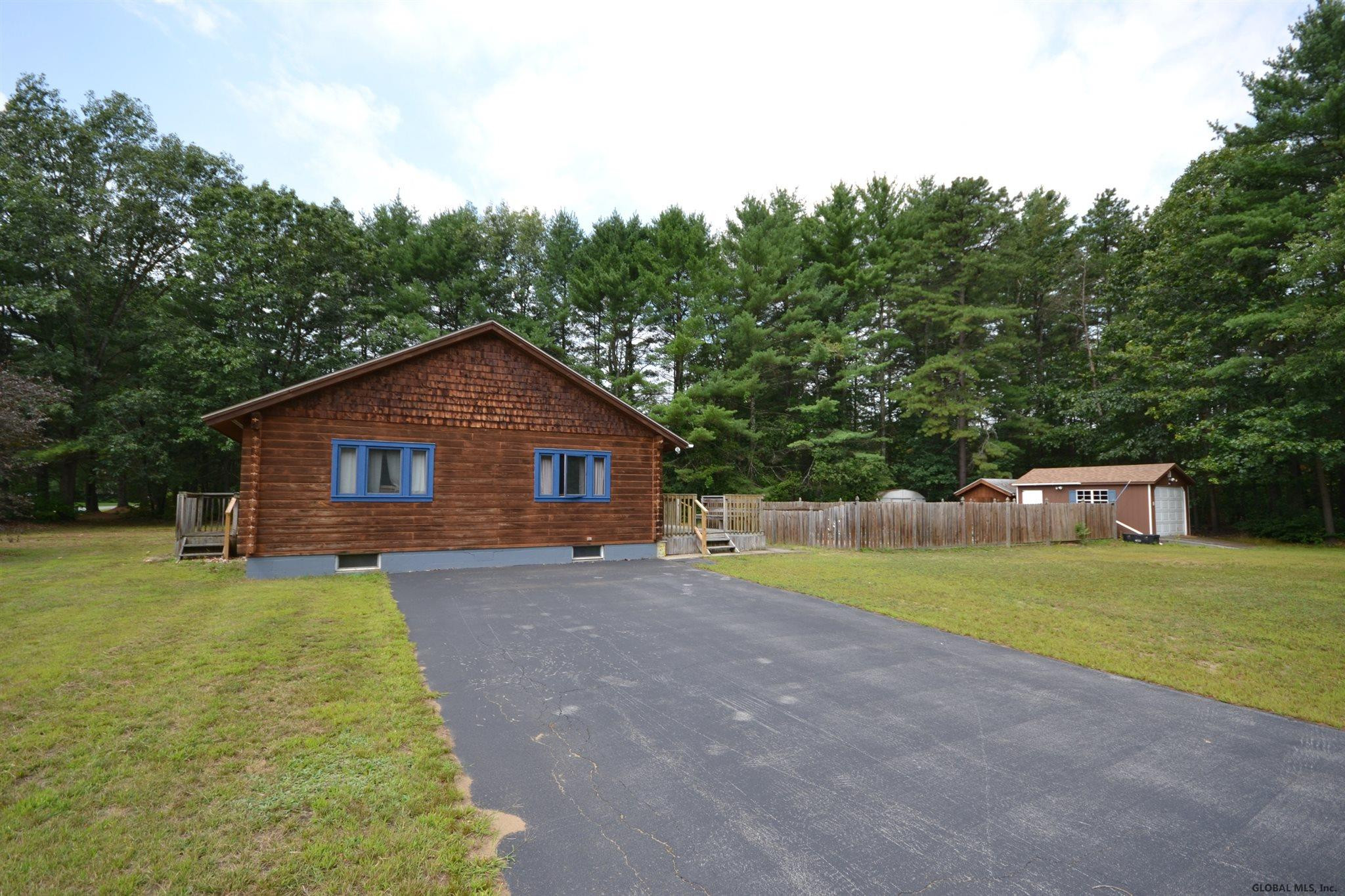 10 Jon Kay Road Moreau, NY 12828 - Photo 3 of 17 Photo 3