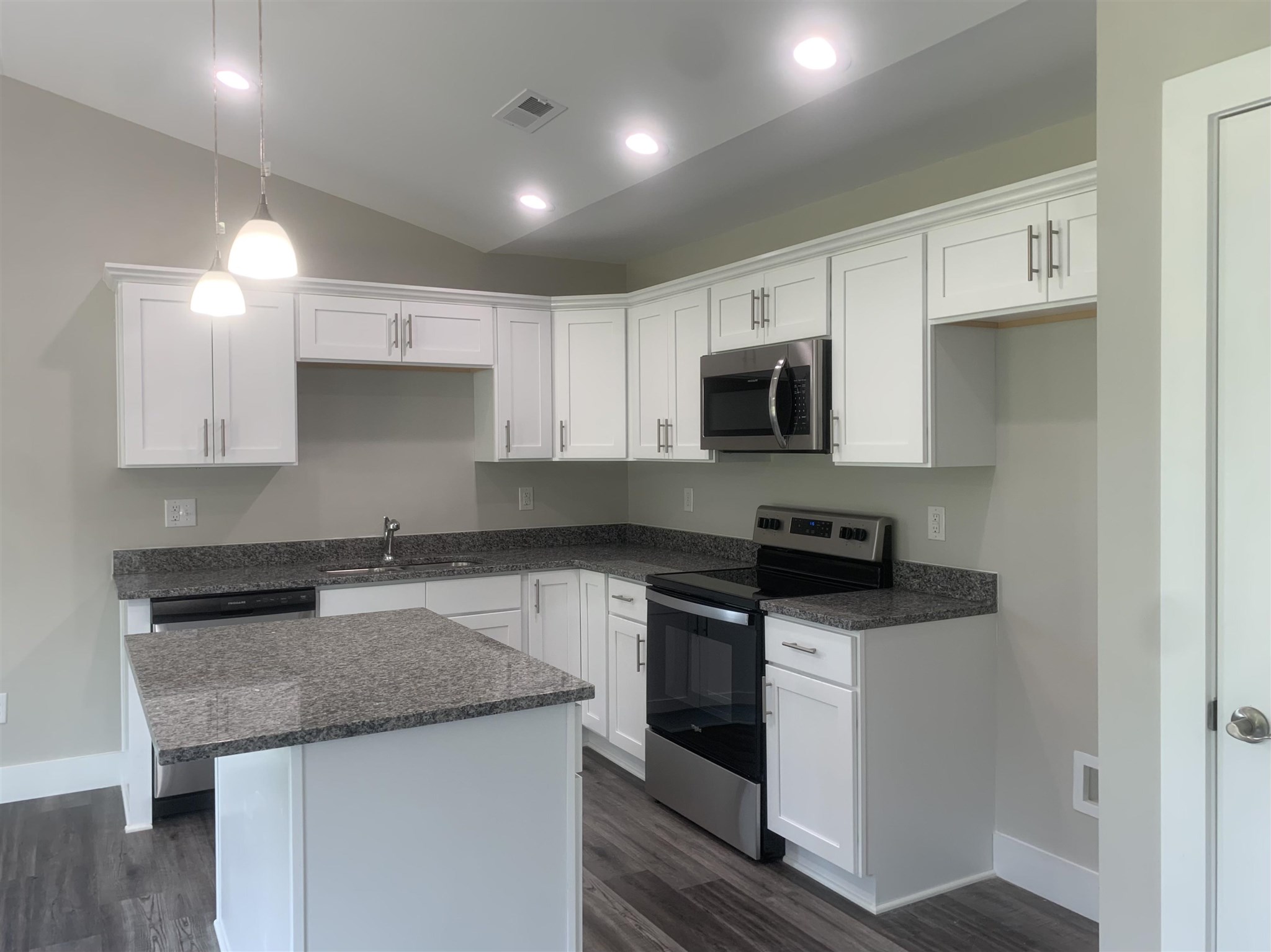 244 Scruggs Road Gaffney, SC 29341 - Photo 3 of 12 Gallery Image 3