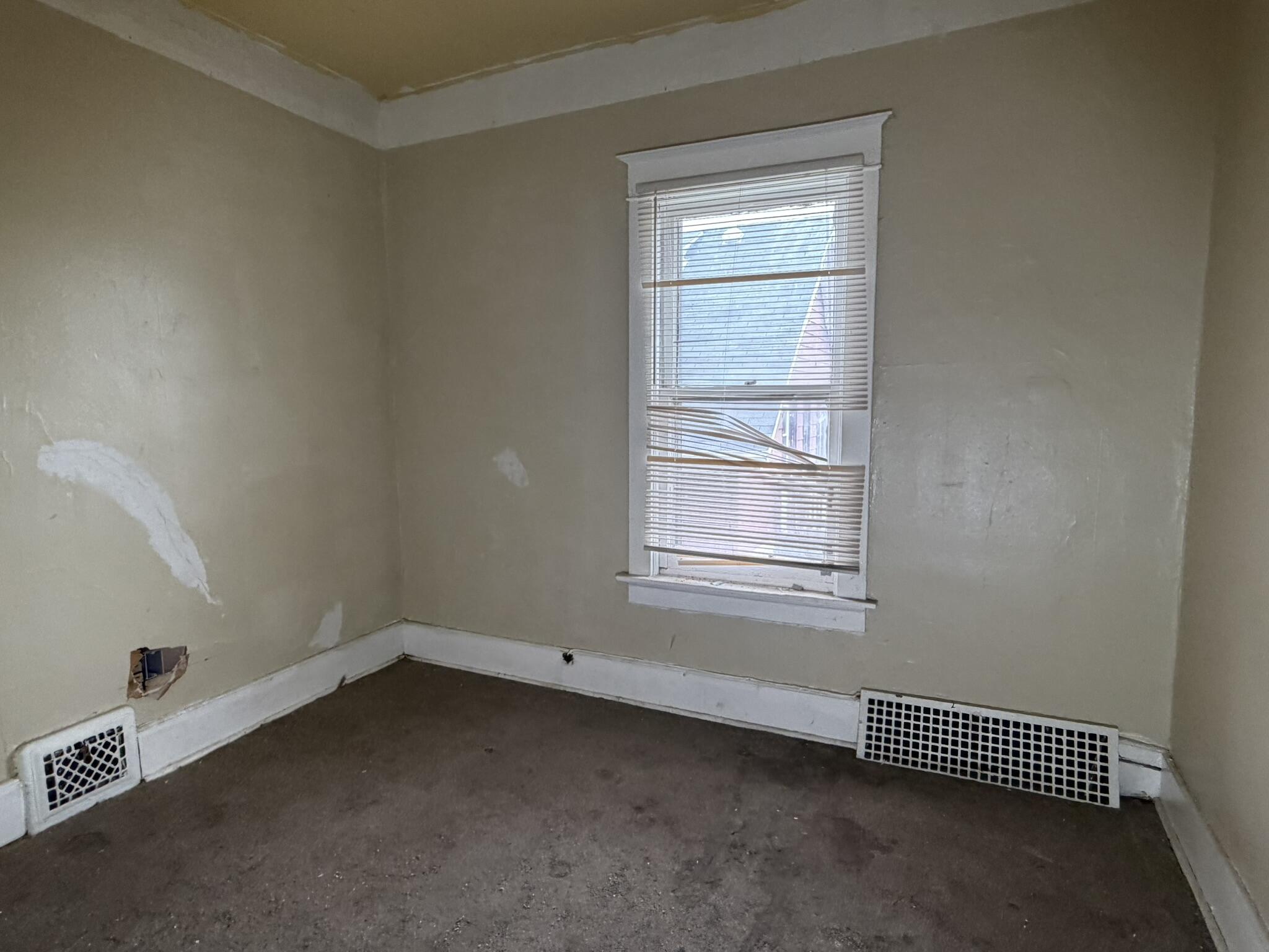 2334 North 9th Street, Unit 2336 Milwaukee, WI 53206 - Photo 16 of 31 3- bedroom 1