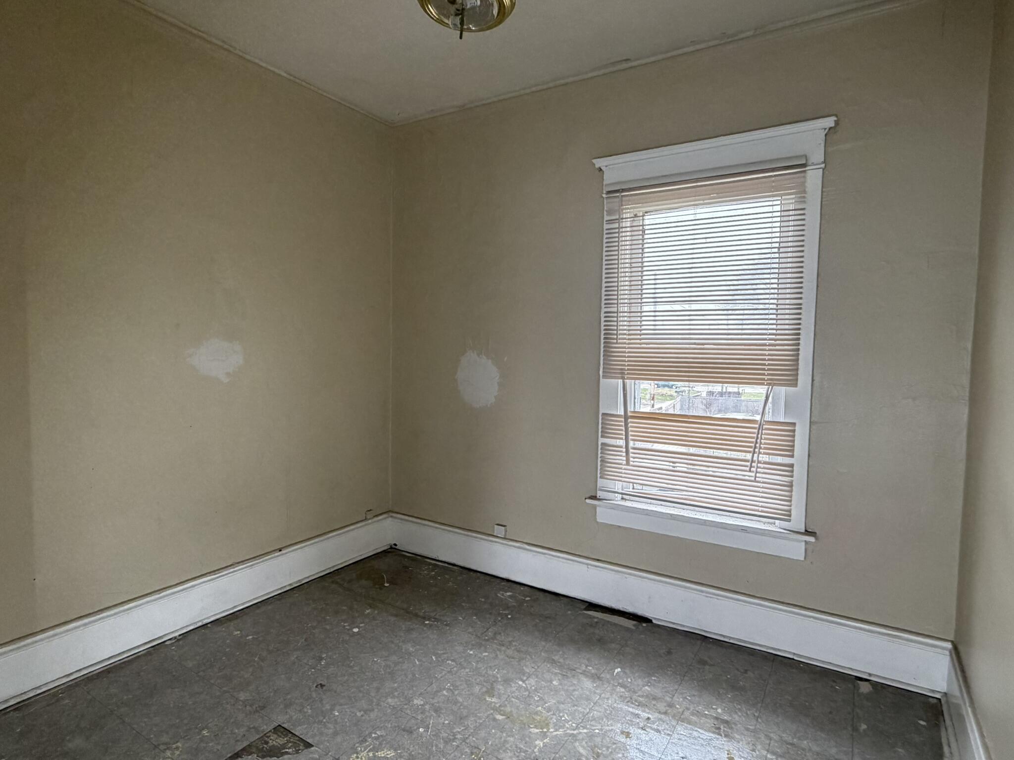 2334 North 9th Street, Unit 2336 Milwaukee, WI 53206 - Photo 17 of 31 3- bedroom 2