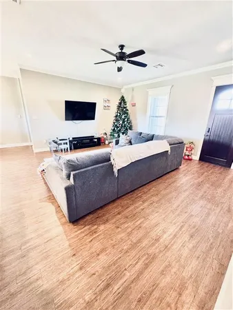 $2,495 | 1415 Trisha Court, Lake Charles, LA 70611