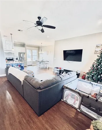 $2,495 | 1415 Trisha Court, Lake Charles, LA 70611