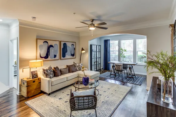 $2,181 | 15270 Voss Road, Unit 520, Sugar Land, TX 77498