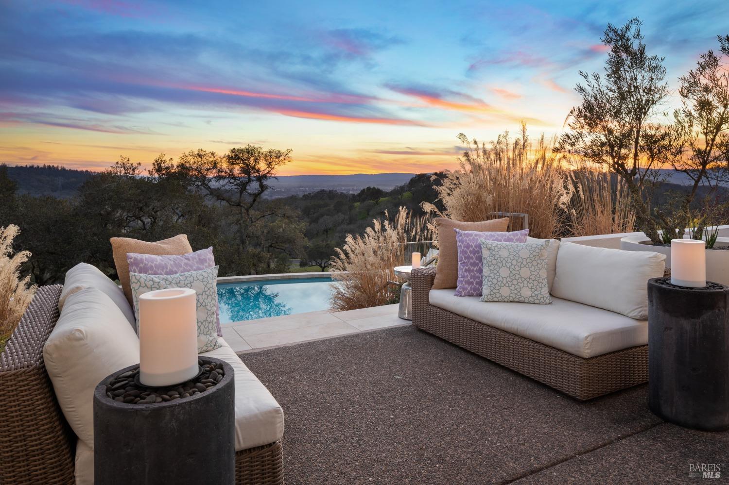 675 Shiloh Canyon Santa Rosa, CA 95403 - Photo 26 of 26 a balcony with furniture and a garden