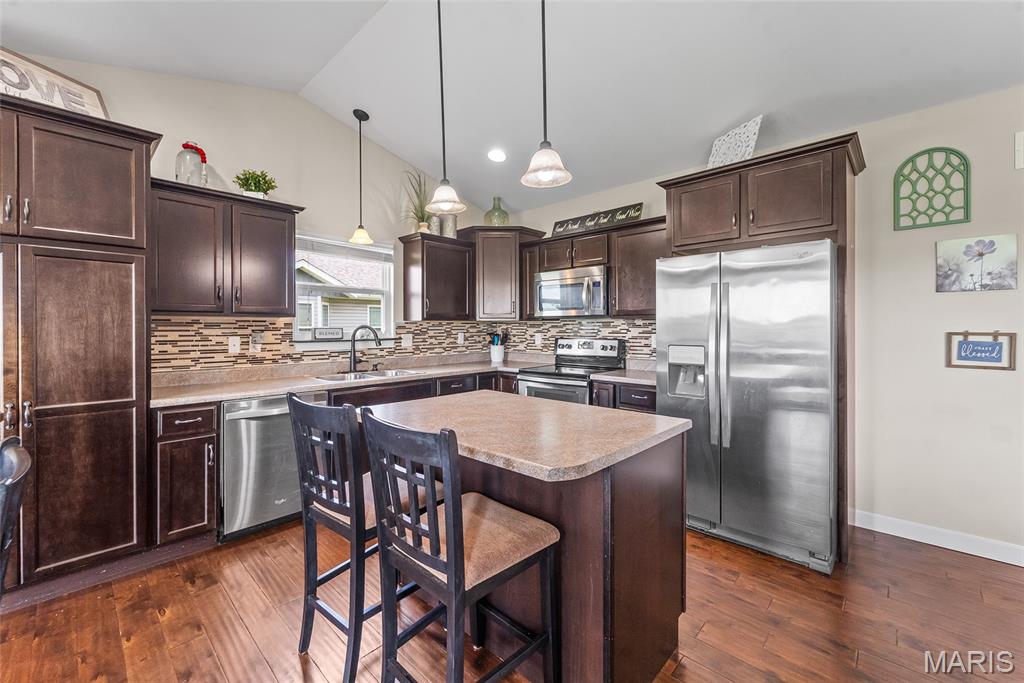 720 West 5th Street St. Jacob, IL 62281 - Photo 8 of 29