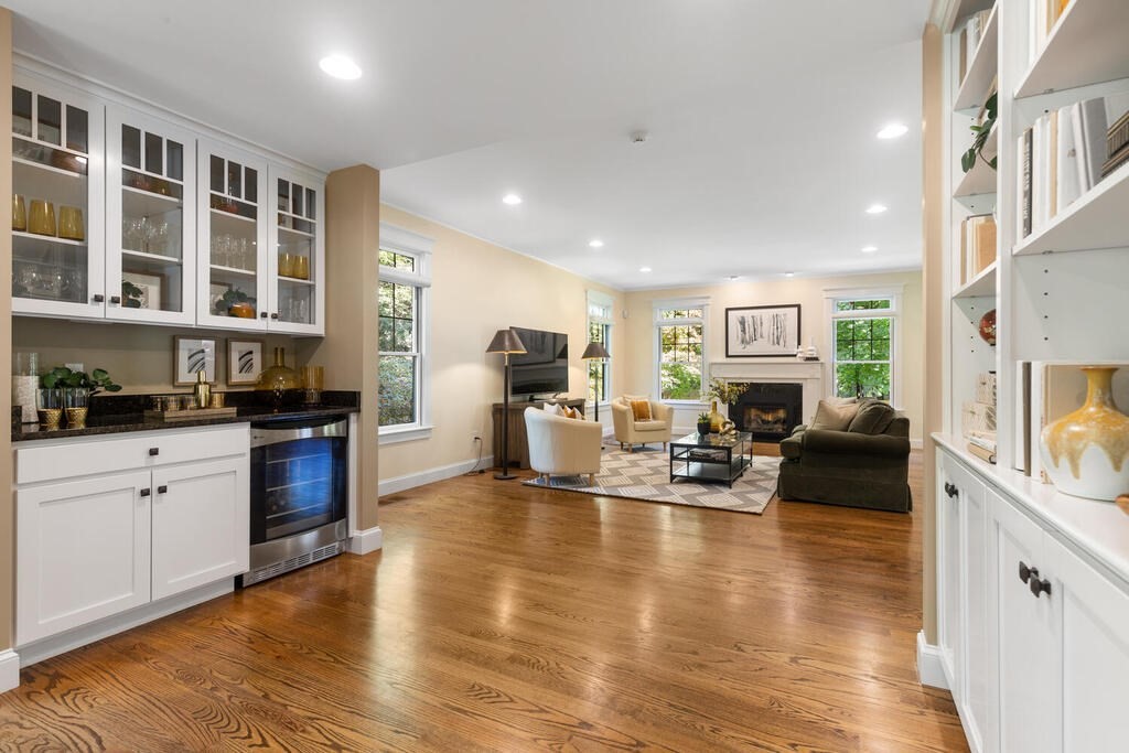 101 Reed Street Lexington, MA 02421 - Photo 8 of 36