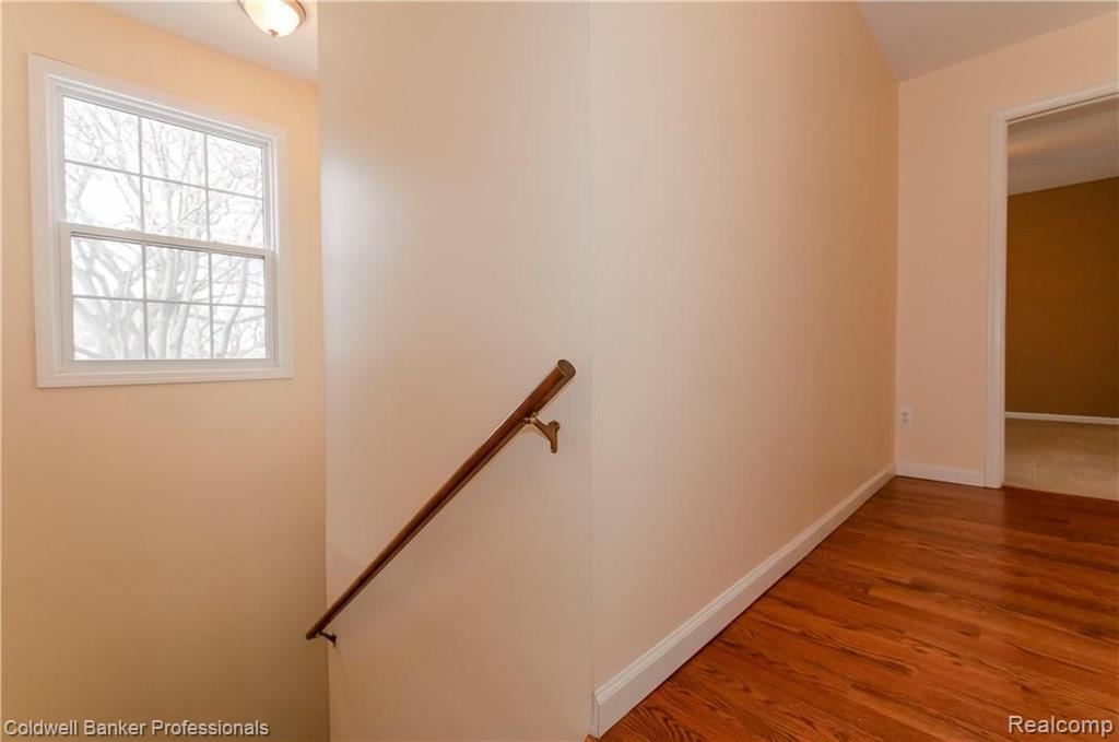 2292 Dunstable Road Birmingham, MI 48009 - Photo 18 of 40