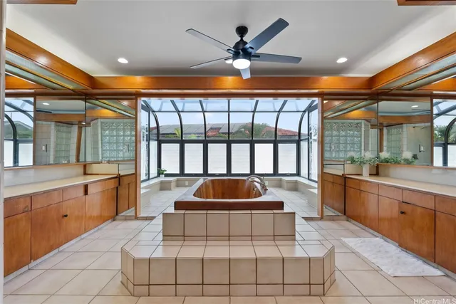 $2,995,000 | 824 North Kalaheo Avenue, Unit A, Kailua, HI 96734