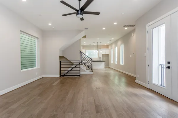 $3,500 | 1439 West 25th Street, Unit B, Houston, TX 77008