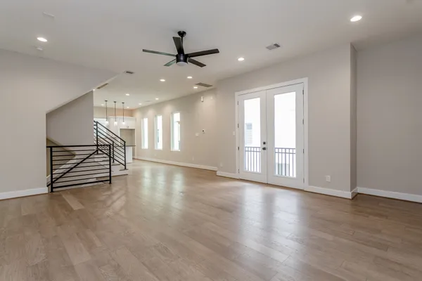 $3,500 | 1439 West 25th Street, Unit B, Houston, TX 77008