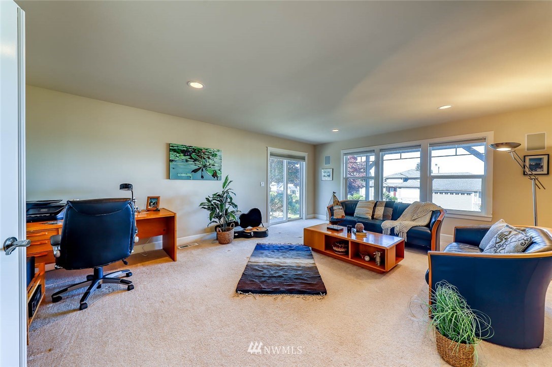 11531 Northeast Skyward Loop Kingston, WA 98346 - Photo 26 of 36