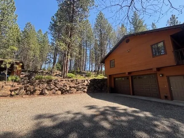 $409,000 | 20041 Hudson Street, Burney, CA 96013