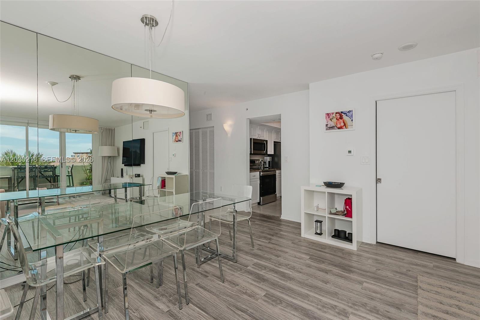 90 Alton Road, Unit 607 Miami Beach, FL 33139 - Photo 9 of 25