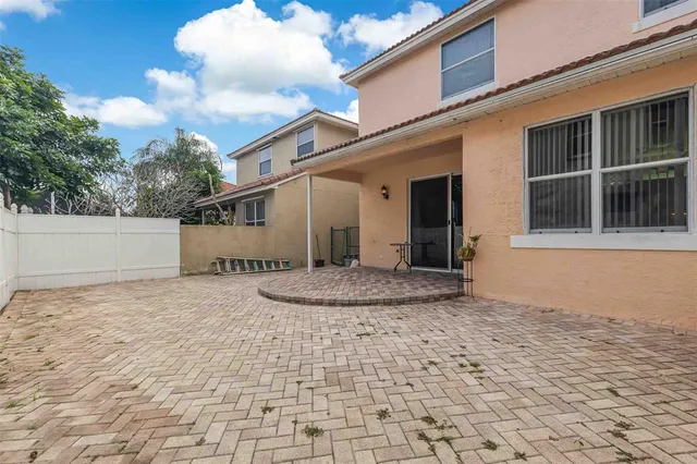 $535,000 | 8612 Binghamton Avenue, Boynton Beach, FL 33436