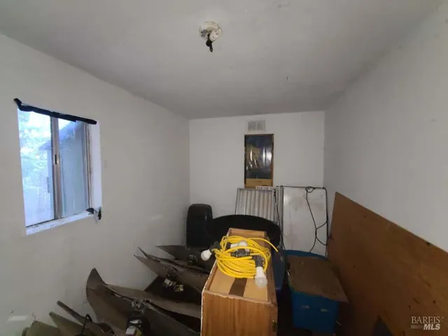 $99,000 | 28990 Eel River Ranch Road, Covelo, CA 95428