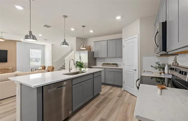 $437,990 | 2124 Mossy Vine Avenue, St. Cloud, FL 34771