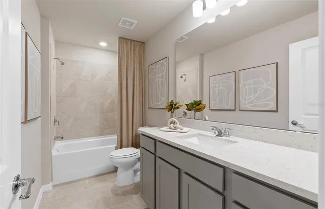 $437,990 | 2124 Mossy Vine Avenue, St. Cloud, FL 34771