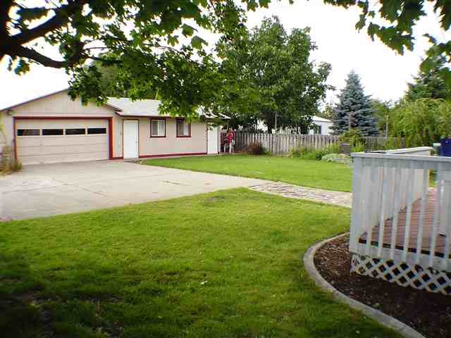 1807 North Balfour Road Spokane, WA 99206 - Photo 8 of 9