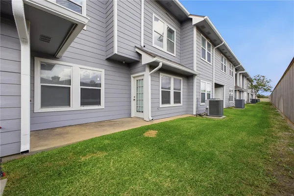 $229,900 | 1215 Canyon Creek Circle, College Station, TX 77840