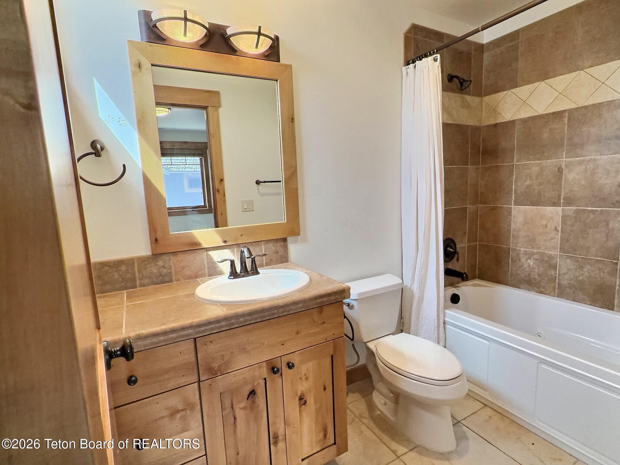 45 Scott Drive Victor, ID 83455 - Photo 18 of 22 Ensuite Guest Bath
