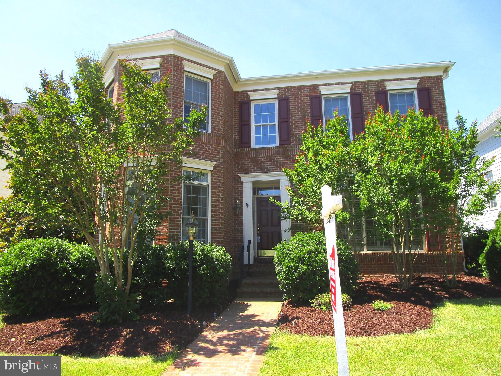 749 Pearson Point Annapolis, MD 21401 - Photo 1 of 30 Welcome Home!