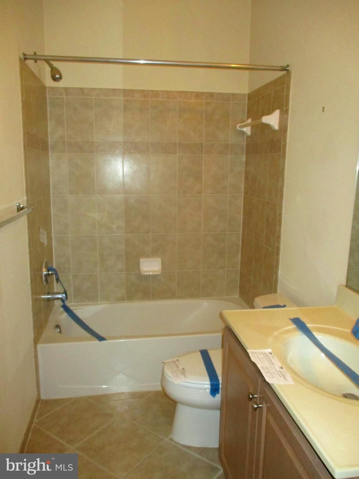 749 Pearson Point Annapolis, MD 21401 - Photo 18 of 30 Bath