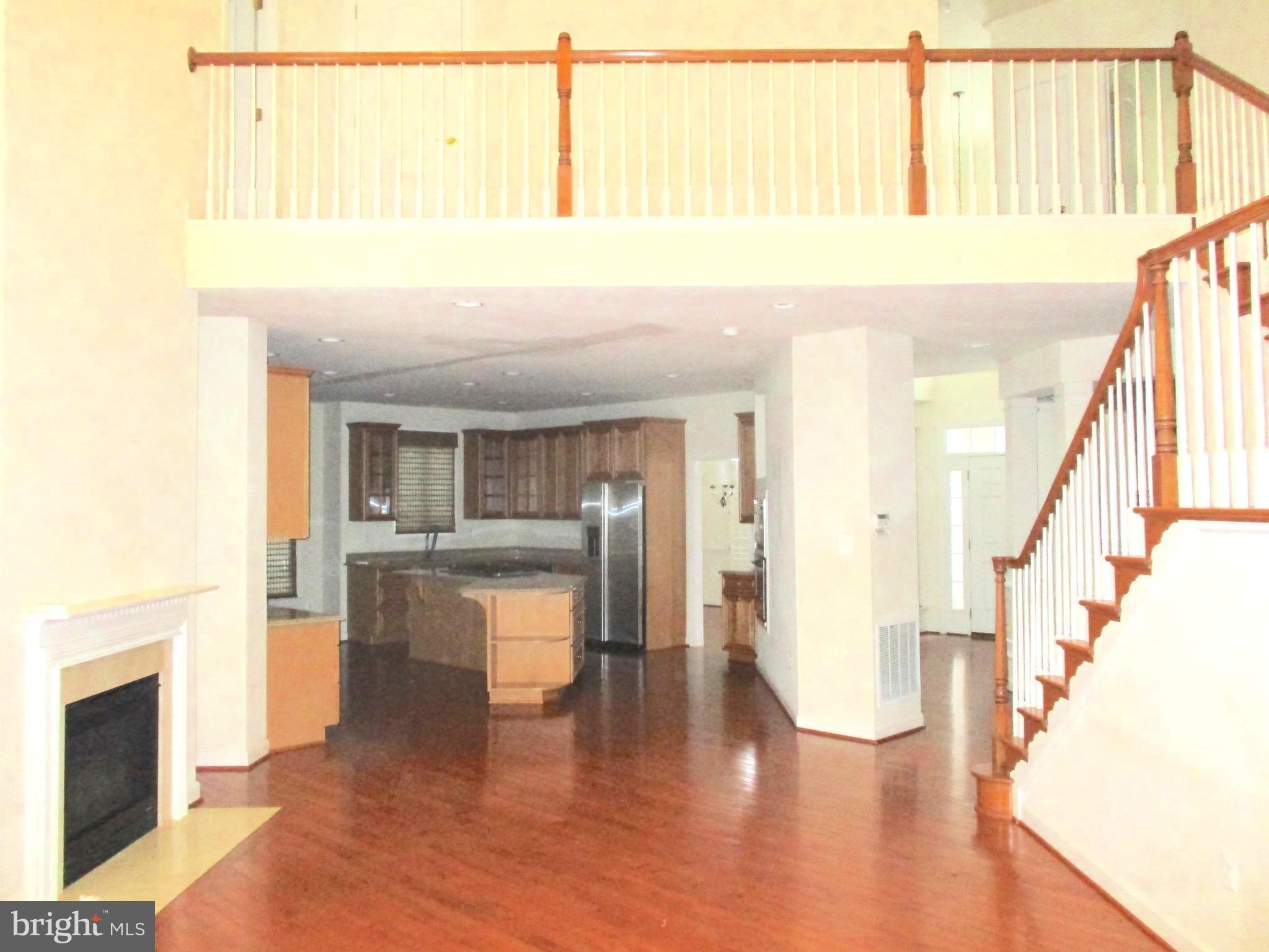 749 Pearson Point Annapolis, MD 21401 - Photo 9 of 30 Interior (General)