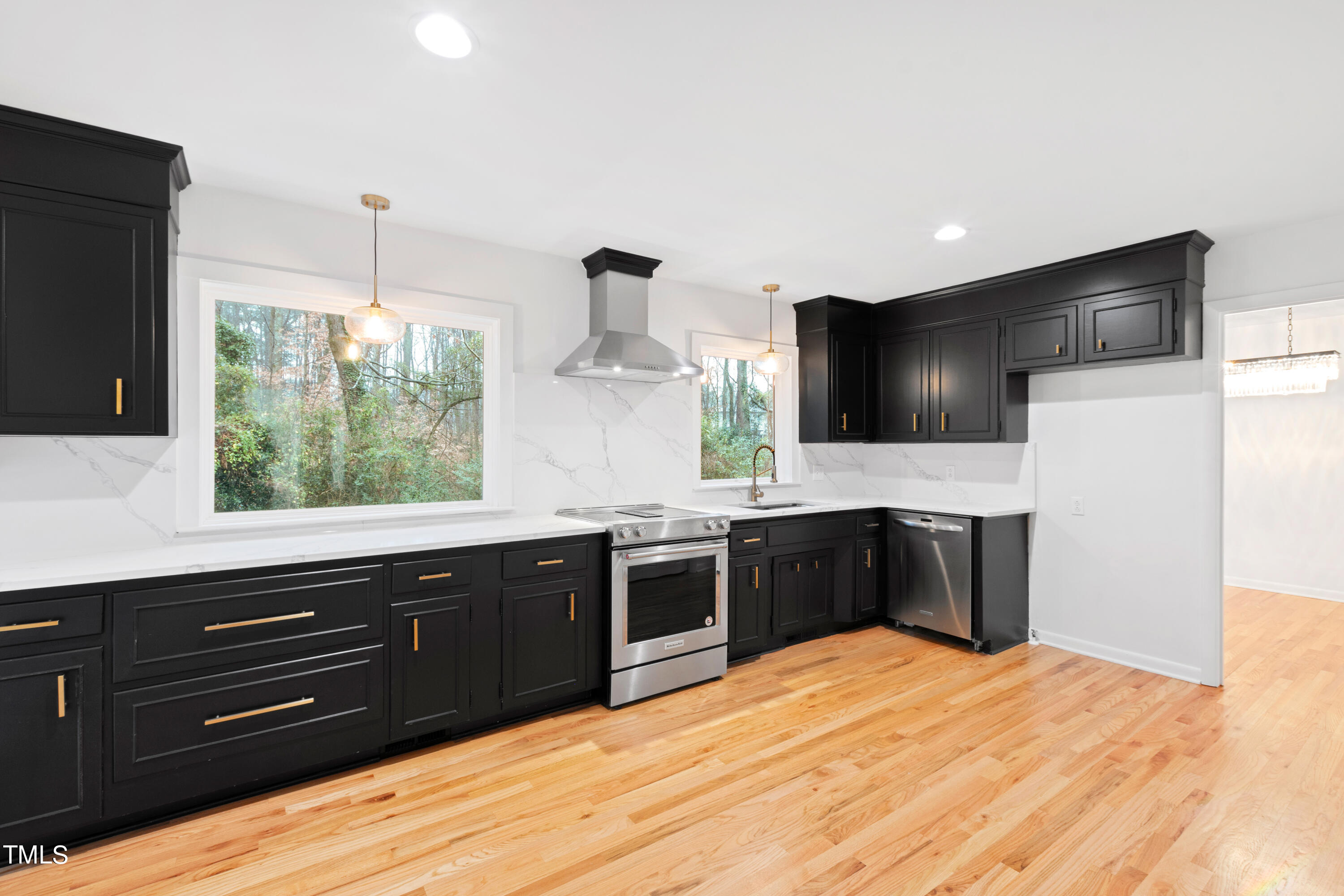112 Chatterson Drive Raleigh, NC 27615 - Photo 7 of 35 Kitchen 4