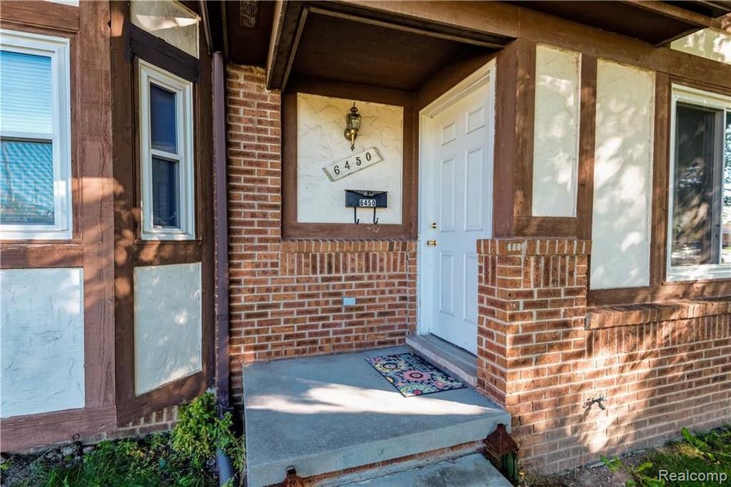 6450 Chase Road Dearborn, MI 48126 - Photo 3 of 19