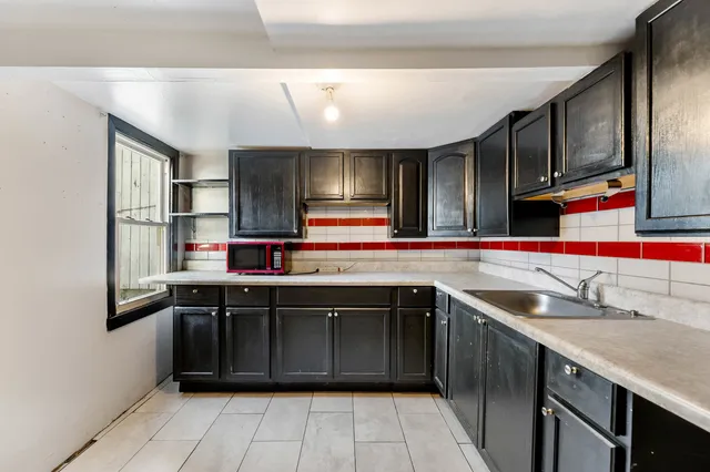 $380,000 | 1641 North Kedzie Avenue, Chicago, IL 60647