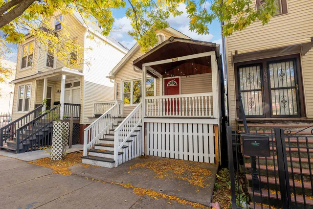 $380,000 | 1641 North Kedzie Avenue, Chicago, IL 60647