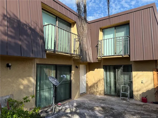 $220,000 | 5818 Southeast Windsong Lane, Stuart, FL 34997