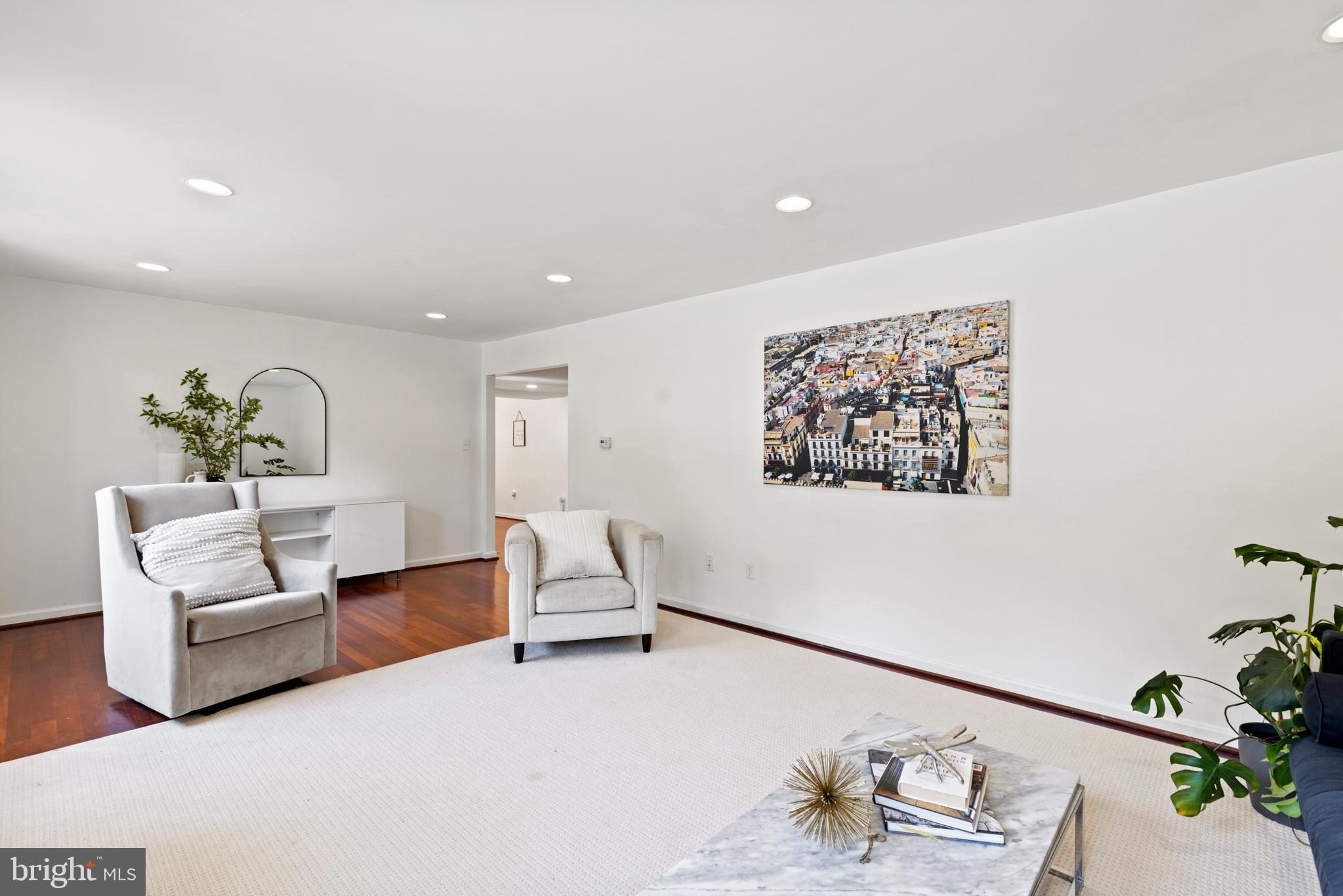 2821 Blue Spruce Lane Silver Spring, MD 20906 - Photo 11 of 45 Spacious Living Room!