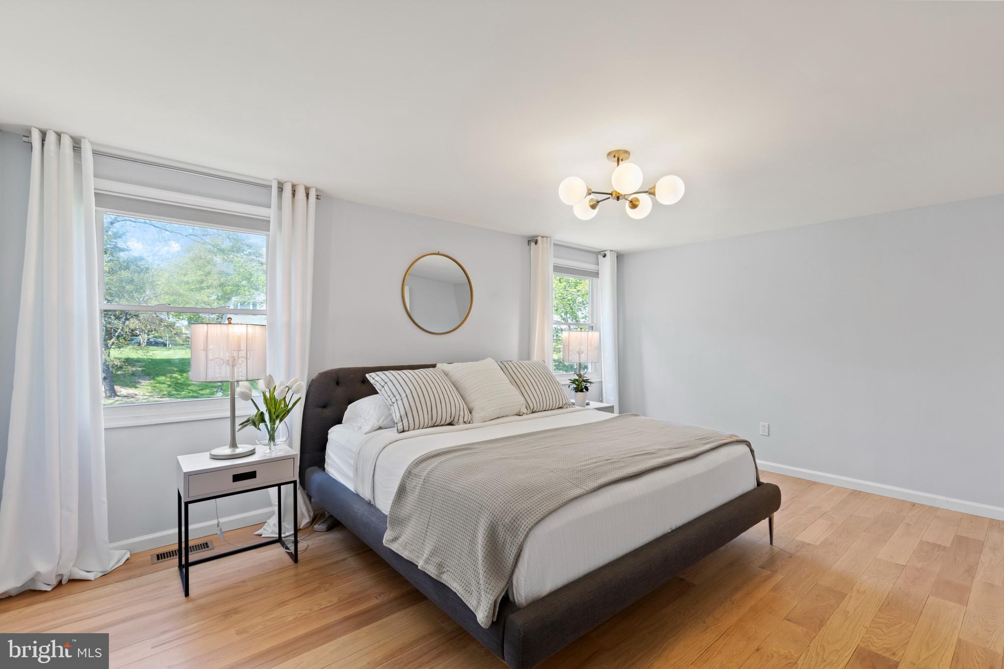 2821 Blue Spruce Lane Silver Spring, MD 20906 - Photo 19 of 45 Roomy Master Bedroom Suite!