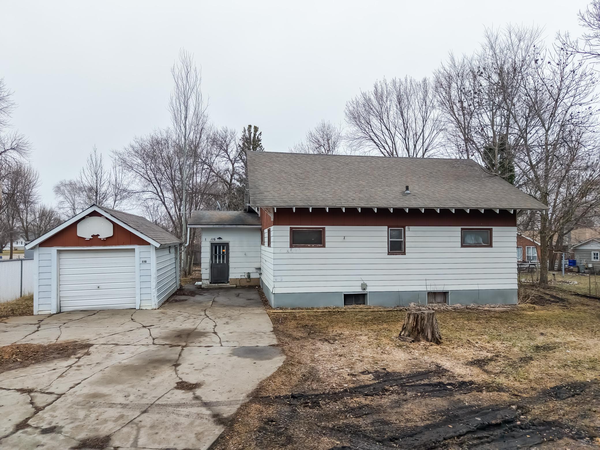 116 North 5th Street Mahnomen, MN 56557 - Photo 1 of 18