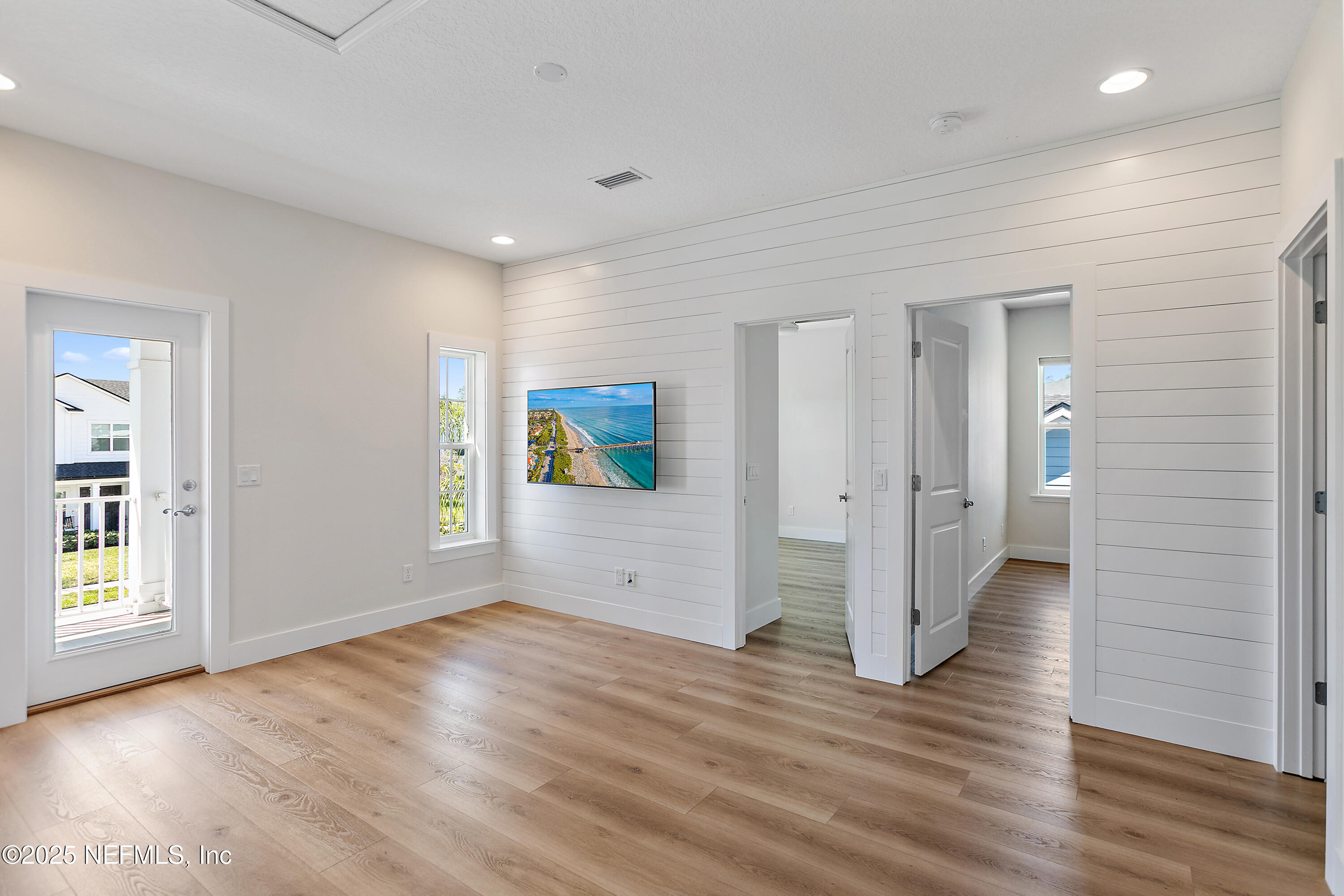 154 Parkbluff Circle Ponte Vedra, FL 32081 - Photo 26 of 53 34-Upstairs Living