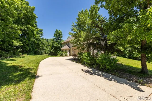 $775,000 | 1025 Cobblestone Drive, Rolla, MO 65401