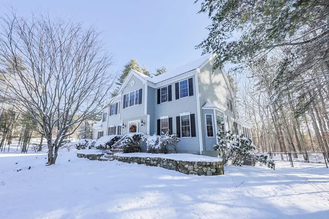 $1,095,000 | 2 Sandstone Lane, Millis, MA 02054