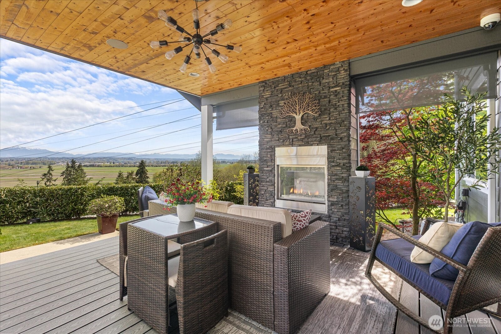 11733 Seattle Hill Road Snohomish, WA 98296 - Photo 2 of 40 Gallery Image 2