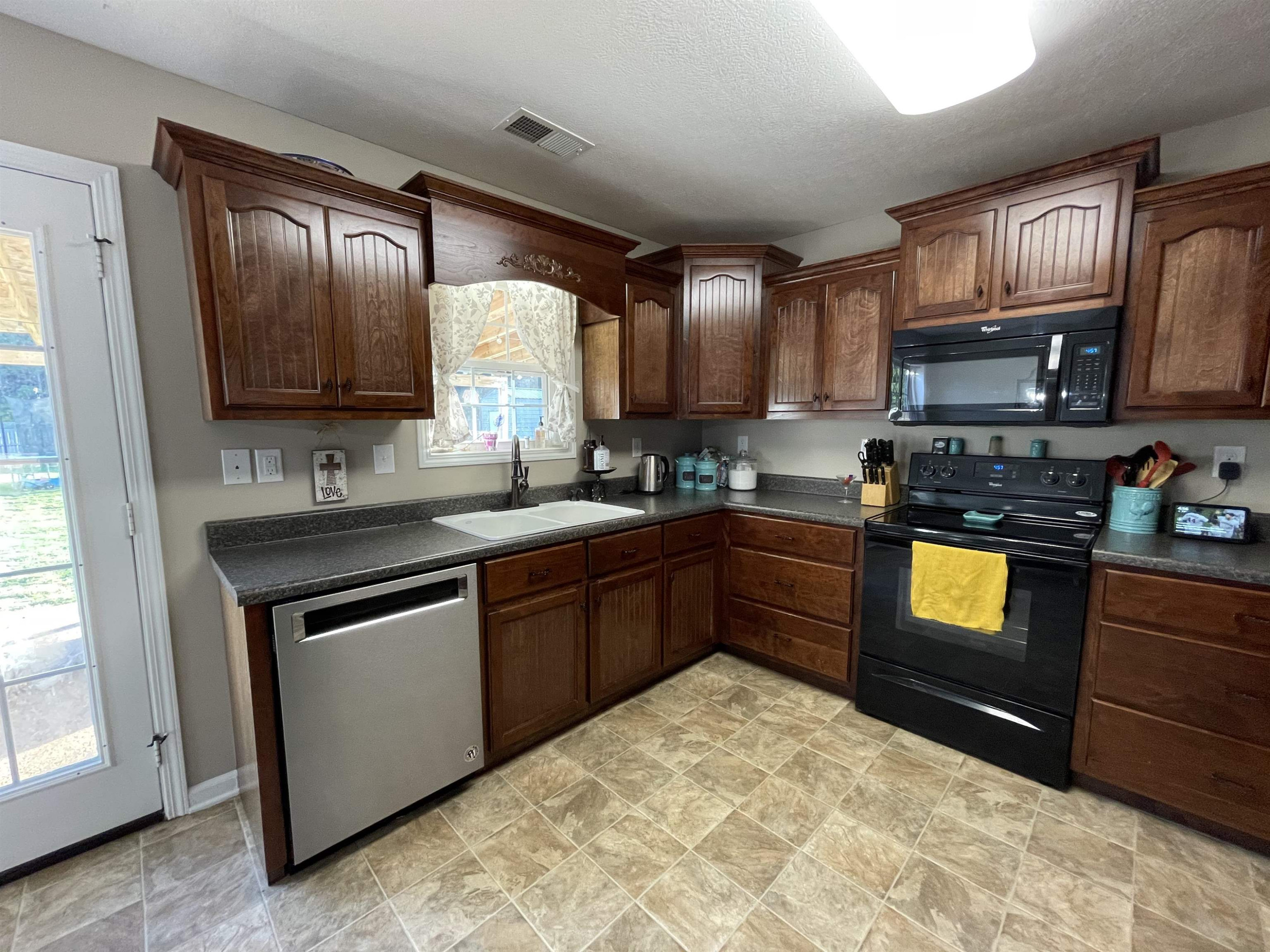 115 Maness Road Henderson, TN 38340 - Photo 13 of 24 Photo 13