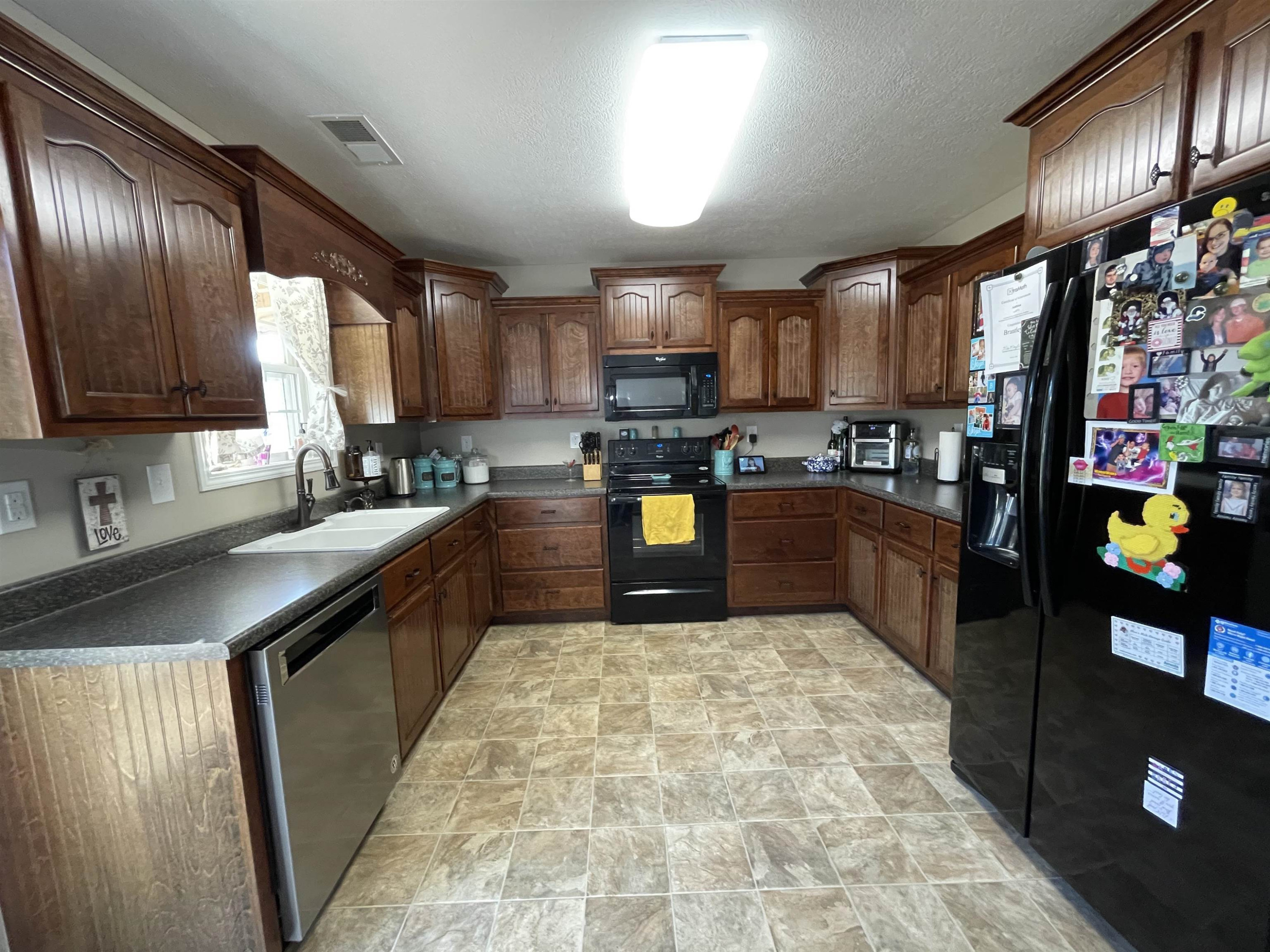 115 Maness Road Henderson, TN 38340 - Photo 10 of 24 Photo 10