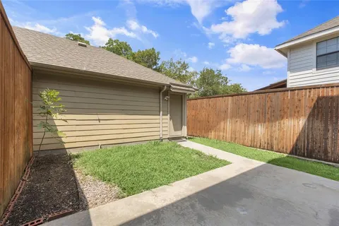 $719,000 | 2407 Knight Street, Dallas, TX 75219