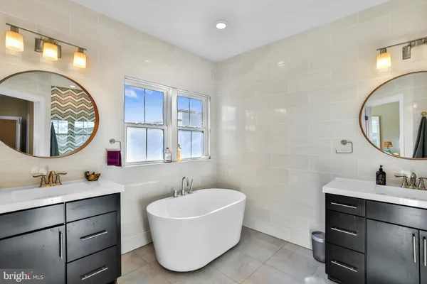 $3,400 | 3310 Tribune Court, Unit F, Hyattsville, MD 20782