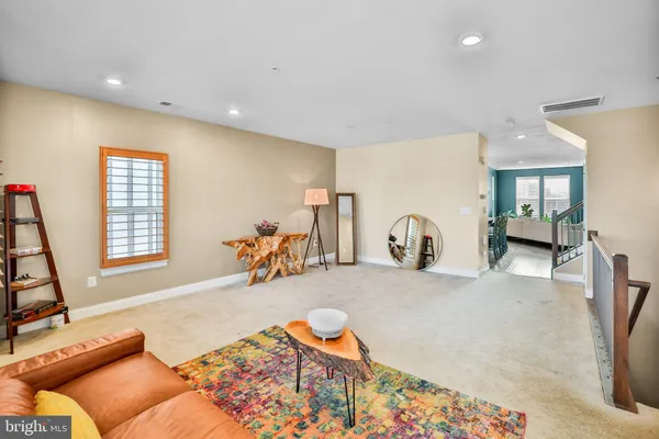 $3,400 | 3310 Tribune Court, Unit F, Hyattsville, MD 20782