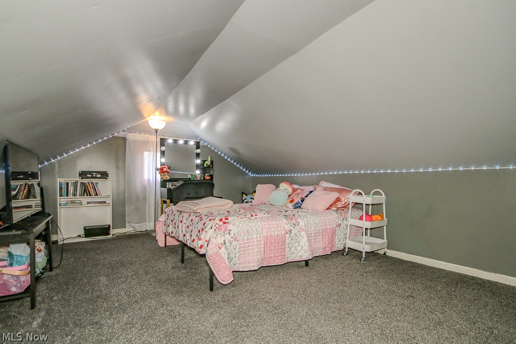 7600 Kniffen Road Painesville, OH 44077 - Photo 28 of 36 Upstairs bedroom